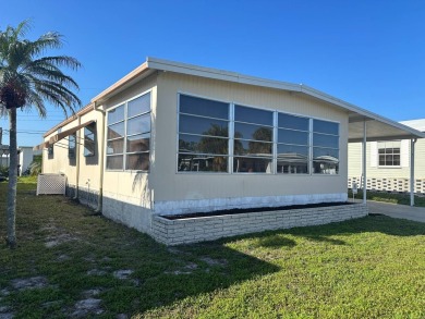 Beach Home For Sale in Nokomis, Florida