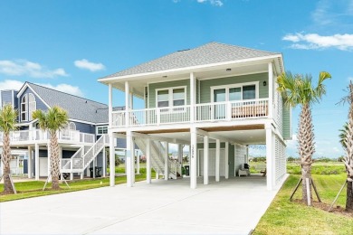 Beach Home For Sale in Galveston, Texas