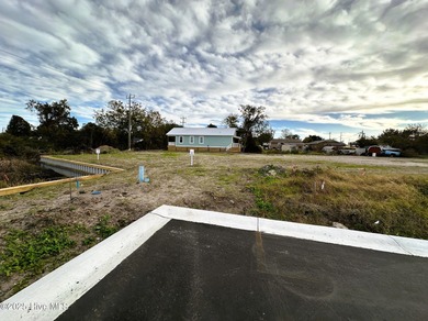 Beach Lot Active Under Contract in Morehead City, North Carolina