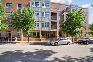 Beach Condo For Sale in Milwaukee, Wisconsin