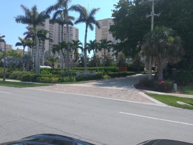 Beach Condo For Sale in Marco Island, Florida