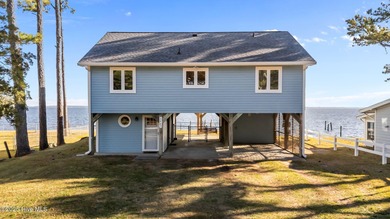 Beach Home For Sale in Arapahoe, North Carolina