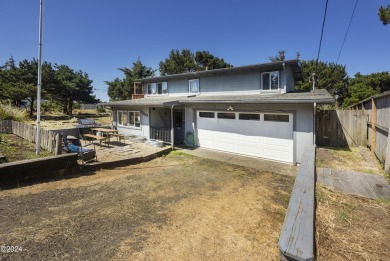 Beach Home For Sale in Waldport, Oregon