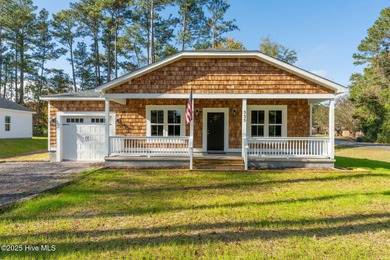 Beach Home For Sale in Holly Ridge, North Carolina