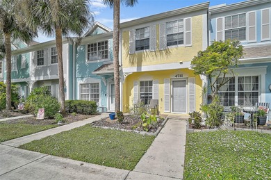 Beach Townhome/Townhouse For Sale in Bradenton, Florida