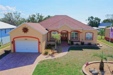 Beach Home For Sale in Crystal River, Florida