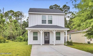 Beach Home For Sale in Gulfport, Mississippi