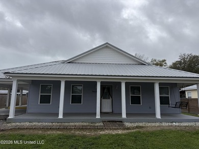 Beach Home For Sale in Bay Saint Louis, Mississippi