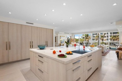 Beach Condo For Sale in Palm Beach, Florida
