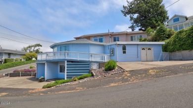 Beach Home For Sale in Depoe Bay, Oregon