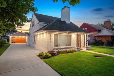Beach Home For Sale in Skokie, Illinois