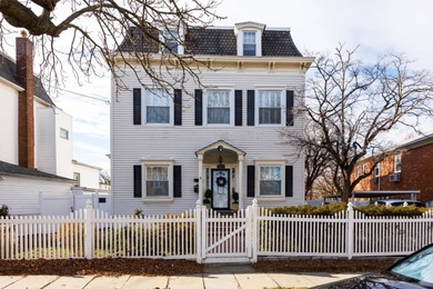 Beach Home For Sale in Whitestone, New York