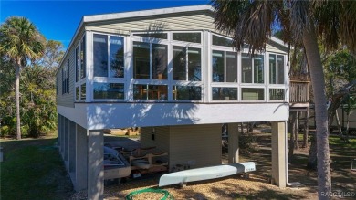 Beach Home Sale Pending in Crystal River, Florida
