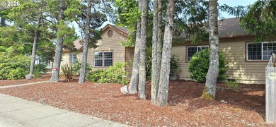 Beach Home For Sale in Florence, Oregon