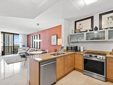 Beach Condo For Sale in Sunny Isles Beach, Florida