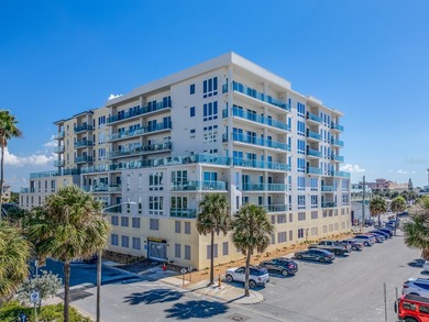 Beach Condo For Sale in Clearwater Beach, Florida