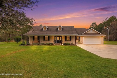 Beach Home For Sale in Biloxi, Mississippi