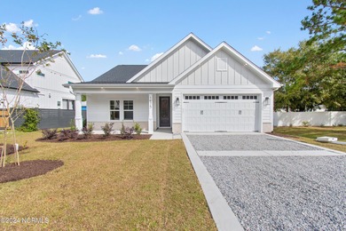 Beach Home For Sale in Shallotte, North Carolina