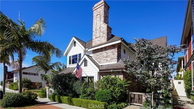 Beach Condo For Sale in Corona Del Mar, California