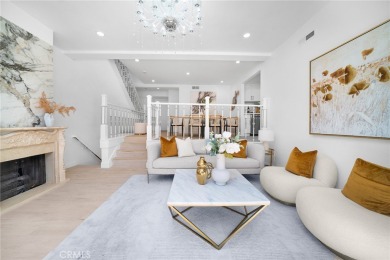 Beach Townhome/Townhouse For Sale in Newport Beach, California