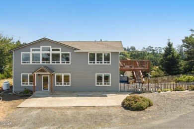 Beach Home For Sale in Waldport, Oregon