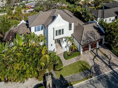 Beach Home For Sale in Sarasota, Florida