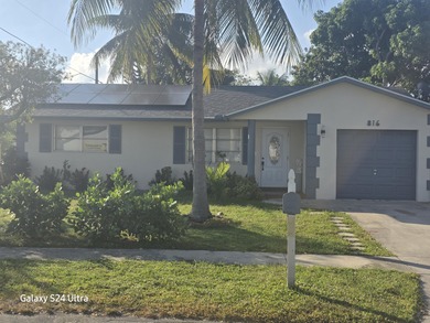 Beach Home For Sale in Boynton Beach, Florida