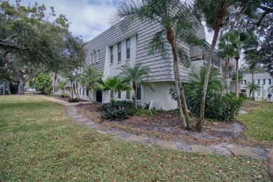 Beach Condo For Sale in Dunedin, Florida