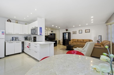 Beach Condo For Sale in Delray Beach, Florida