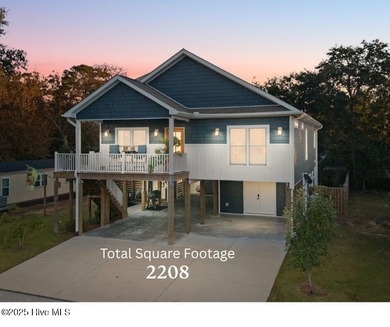 Beach Home For Sale in Oak Island, North Carolina