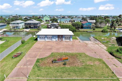 Beach Home For Sale in Rockport, Texas