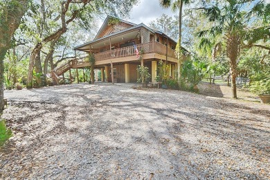 Beach Home For Sale in Homosassa, Florida