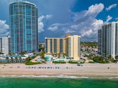 Beach Condo For Sale in Hollywood, Florida