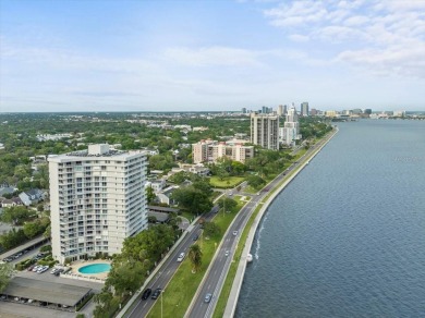 Beach Condo For Sale in Tampa, Florida