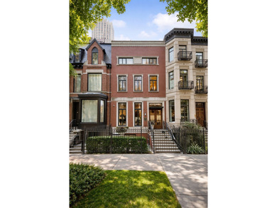 Beach Home For Sale in Chicago, Illinois