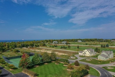 Beach Condo For Sale in Egg Harbor, Wisconsin