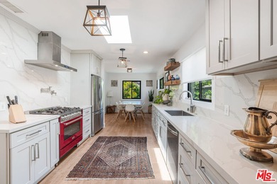 Beach Home For Sale in Venice, California