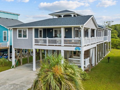 Beach Home For Sale in Oak Island, North Carolina