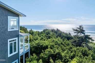 Beach Home For Sale in Newport, Oregon