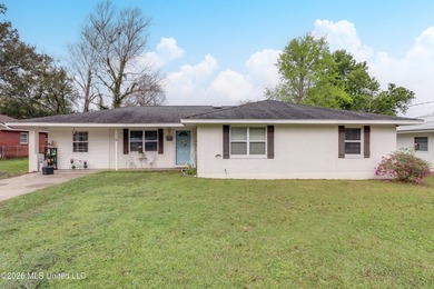 Beach Home Sale Pending in Long Beach, Mississippi