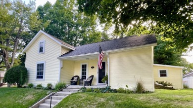 Beach Home Sale Pending in Pentwater, Michigan