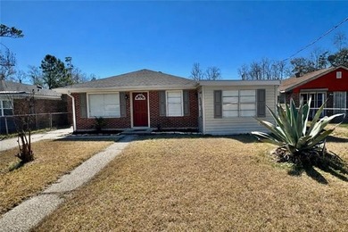 Home For Sale in Slidell image photo picture