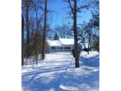 Beach Home For Sale in Au Gres, Michigan