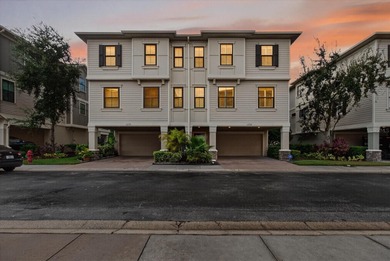 Beach Townhome/Townhouse Sale Pending in Tampa, Florida