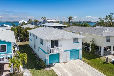 Beach Townhome/Townhouse For Sale in Bradenton Beach, Florida