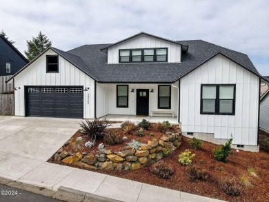 Beach Home For Sale in Pacific City, Oregon