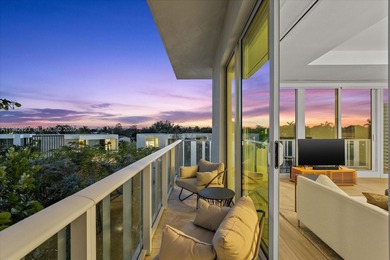 Beach Condo For Sale in Miami Beach, Florida
