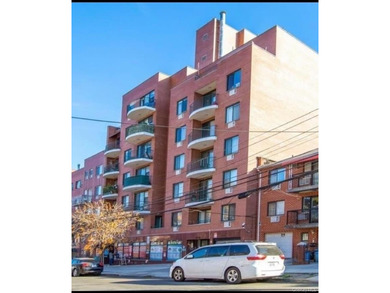 Beach Condo For Sale in Flushing, New York