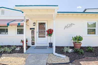 Beach Home For Sale in Green Cove Springs, Florida