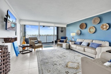 Beach Condo For Sale in North Palm Beach, Florida